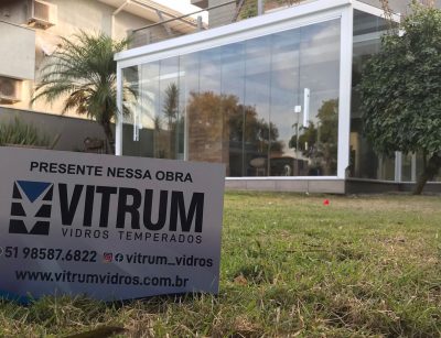 VITRUM VIDROS – PORTA DE VIDRO EM CACHOEIRINHA
